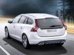 Volvo V60 Plug-in Hybrid 2011 года
